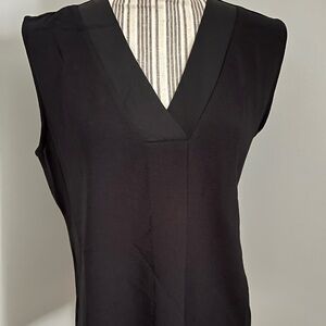 NWT Hugo Boss Top Size Medium
